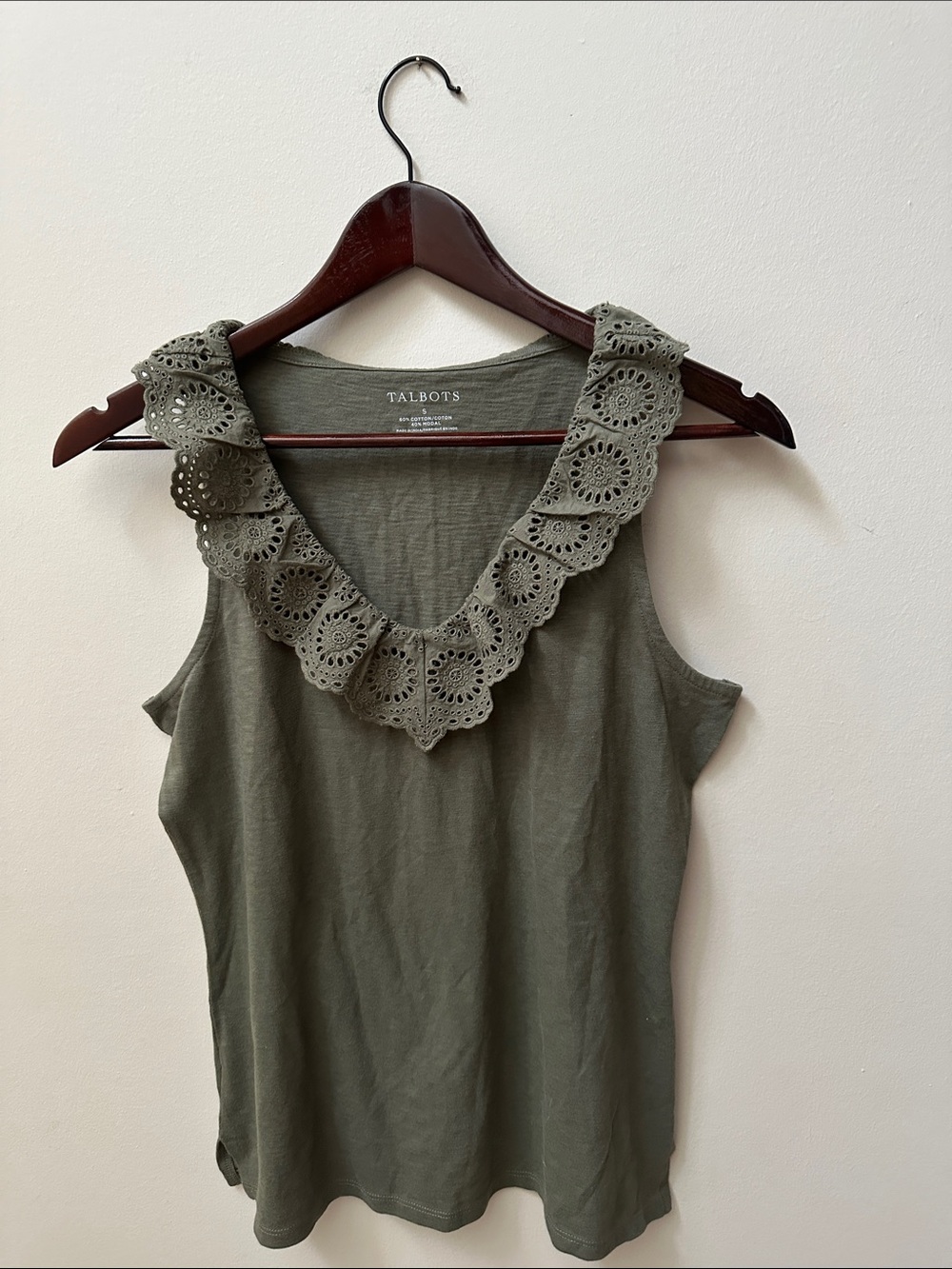 Talbots Olive Eyelet Ruffle Neck Sleeveless Camisole
